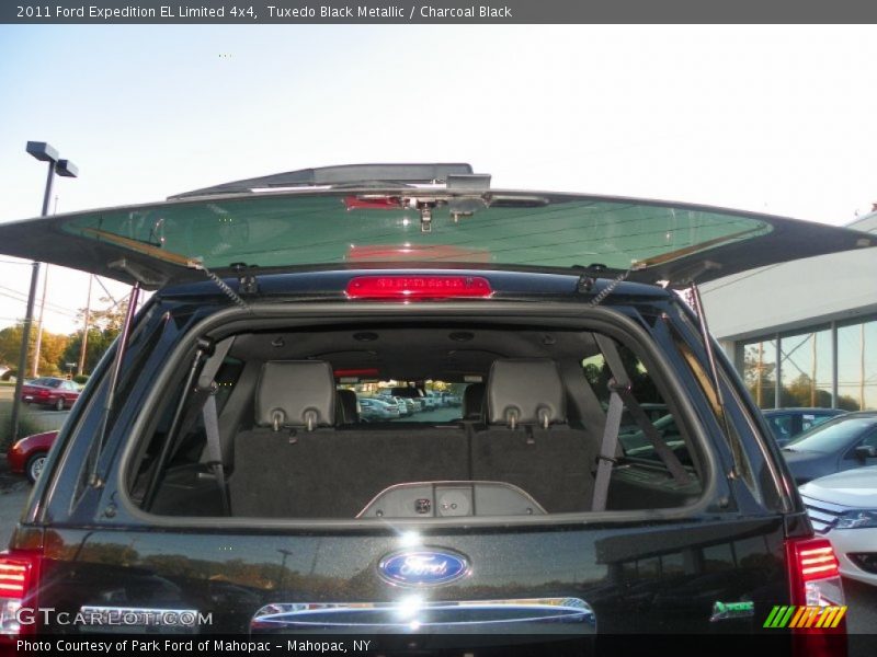 Tuxedo Black Metallic / Charcoal Black 2011 Ford Expedition EL Limited 4x4