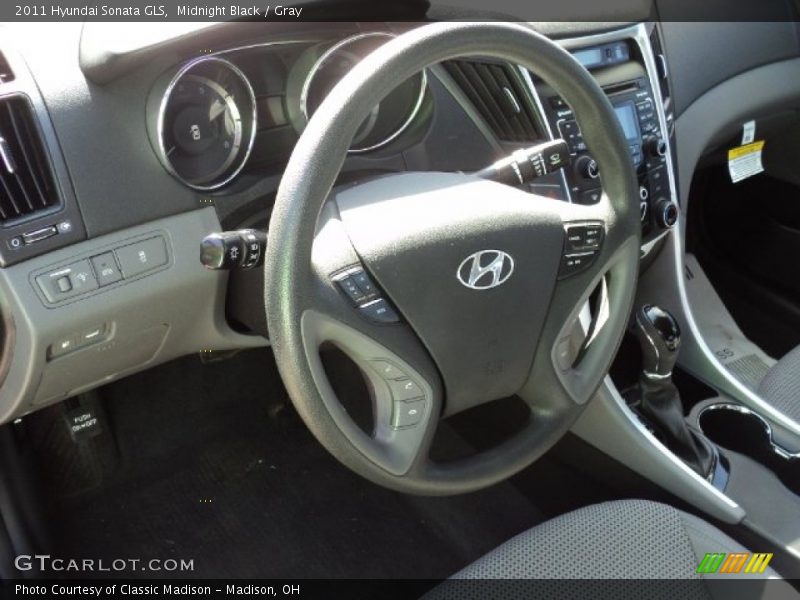Midnight Black / Gray 2011 Hyundai Sonata GLS