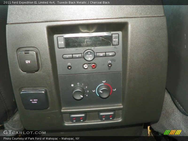 Tuxedo Black Metallic / Charcoal Black 2011 Ford Expedition EL Limited 4x4