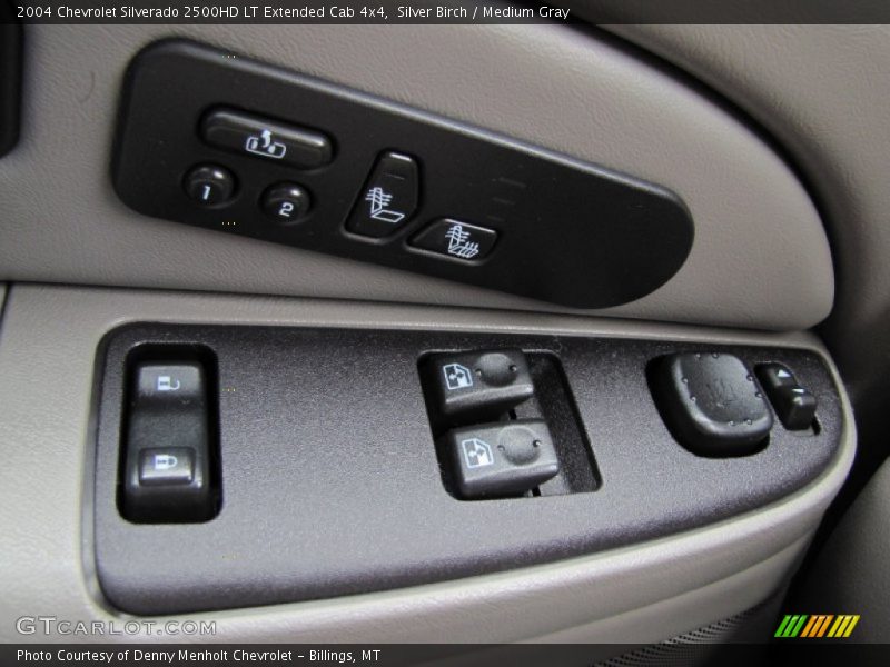 Controls of 2004 Silverado 2500HD LT Extended Cab 4x4