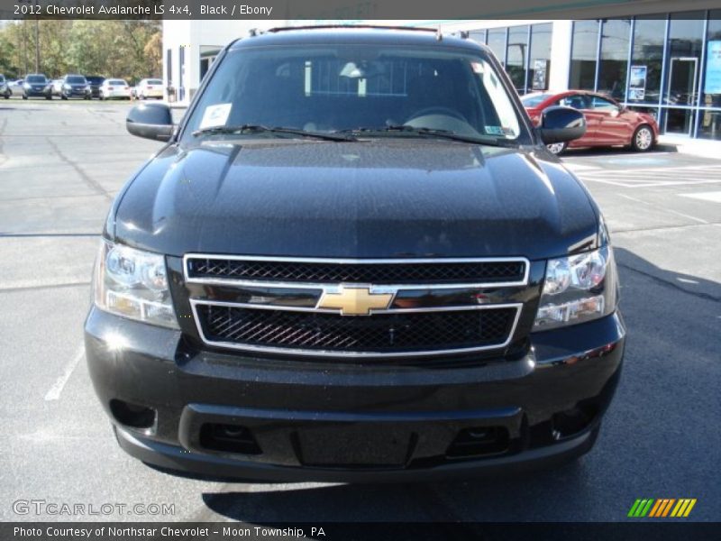 Black / Ebony 2012 Chevrolet Avalanche LS 4x4