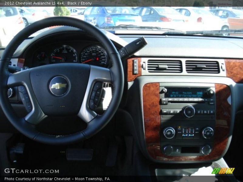 Black / Ebony 2012 Chevrolet Avalanche LS 4x4