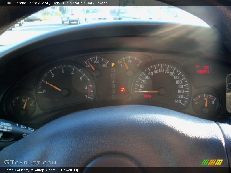 Dark Blue Metallic / Dark Pewter 2003 Pontiac Bonneville SE