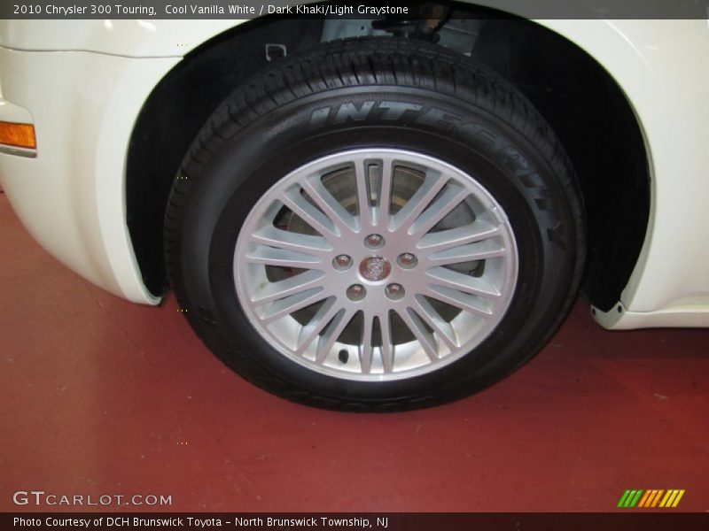 Cool Vanilla White / Dark Khaki/Light Graystone 2010 Chrysler 300 Touring