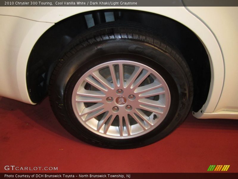 Cool Vanilla White / Dark Khaki/Light Graystone 2010 Chrysler 300 Touring