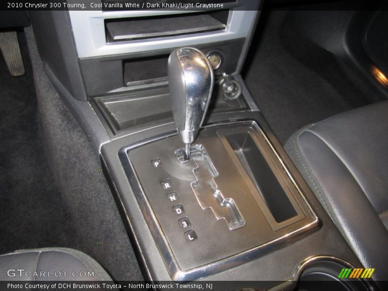 Cool Vanilla White / Dark Khaki/Light Graystone 2010 Chrysler 300 Touring