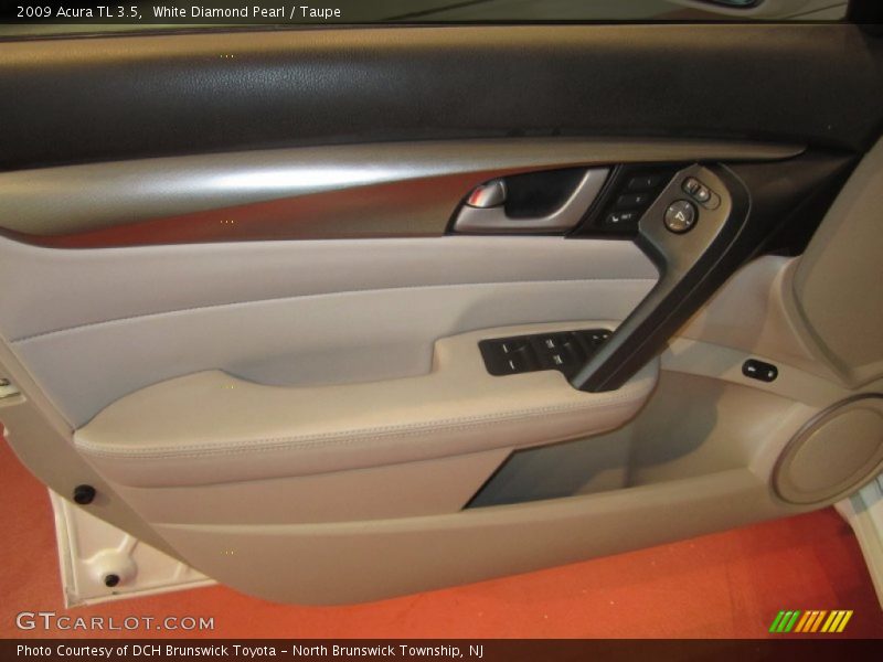 White Diamond Pearl / Taupe 2009 Acura TL 3.5