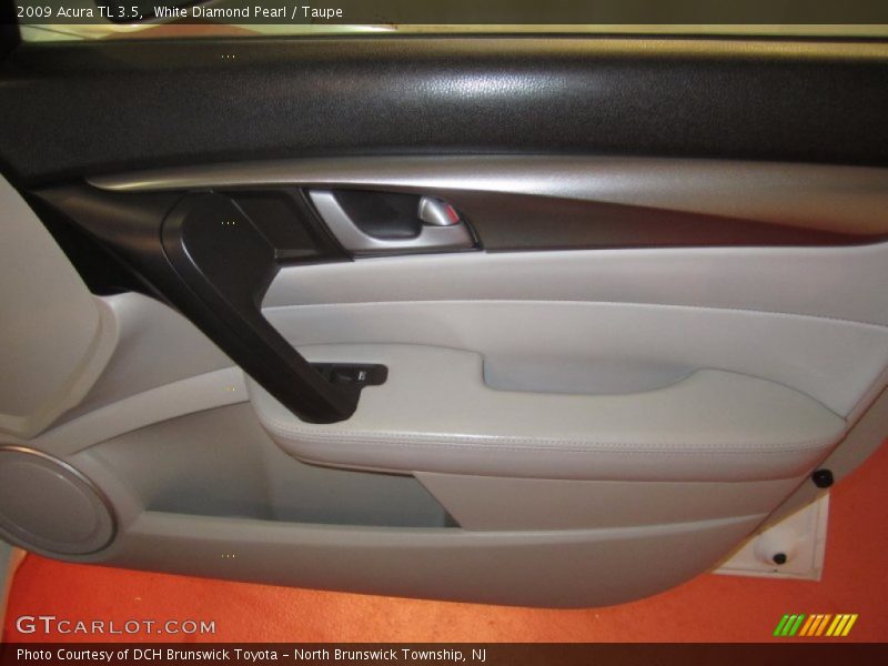 White Diamond Pearl / Taupe 2009 Acura TL 3.5