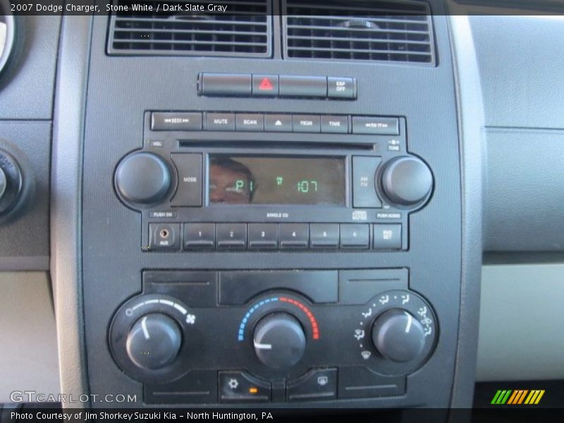 Stone White / Dark Slate Gray 2007 Dodge Charger