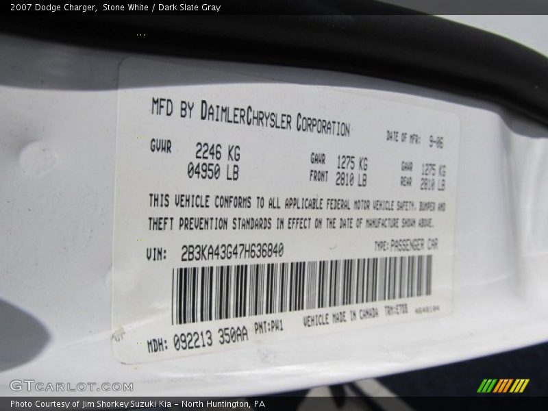Stone White / Dark Slate Gray 2007 Dodge Charger