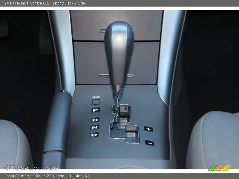 Ebony Black / Gray 2010 Hyundai Sonata GLS