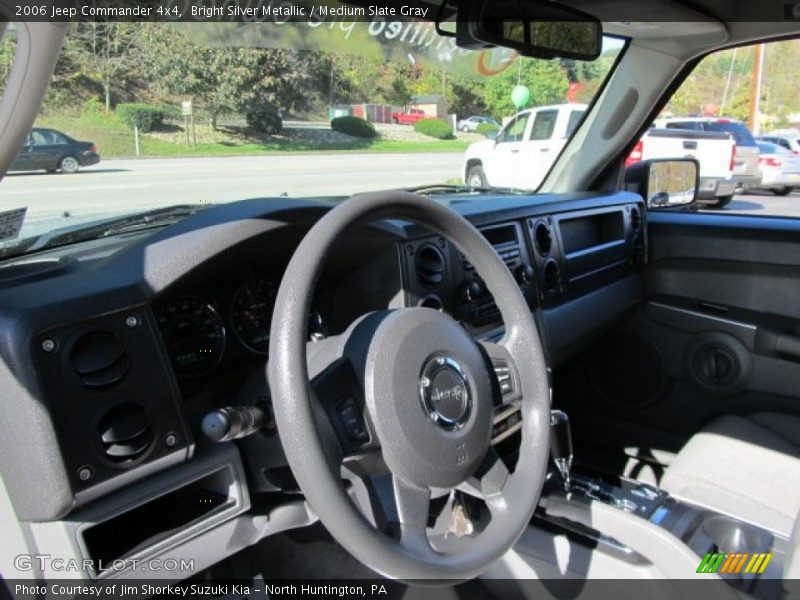 Bright Silver Metallic / Medium Slate Gray 2006 Jeep Commander 4x4