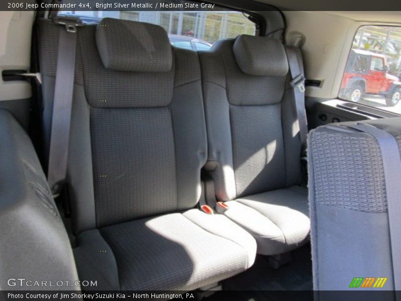 Bright Silver Metallic / Medium Slate Gray 2006 Jeep Commander 4x4