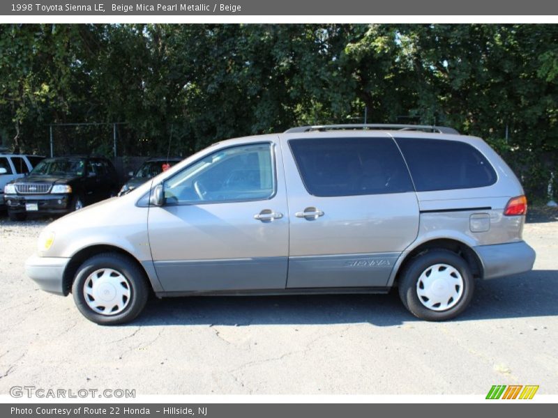 Beige Mica Pearl Metallic / Beige 1998 Toyota Sienna LE