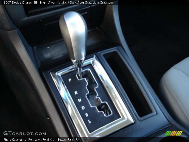 Bright Silver Metallic / Dark Slate Gray/Light Graystone 2007 Dodge Charger SE