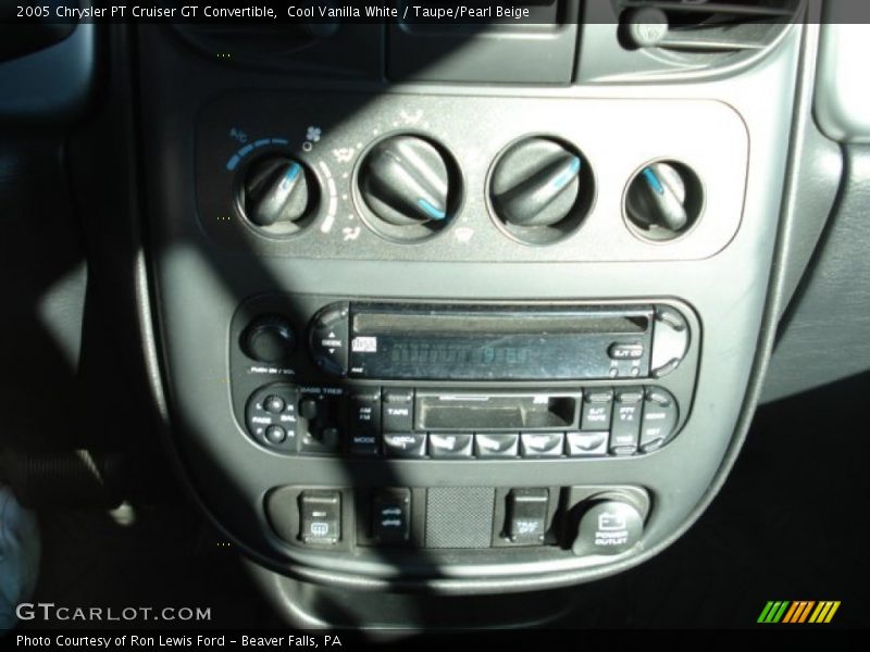 Cool Vanilla White / Taupe/Pearl Beige 2005 Chrysler PT Cruiser GT Convertible