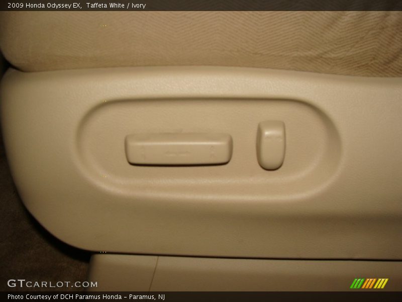 Taffeta White / Ivory 2009 Honda Odyssey EX