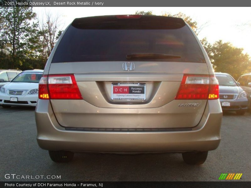 Desert Rock Metallic / Ivory 2005 Honda Odyssey LX