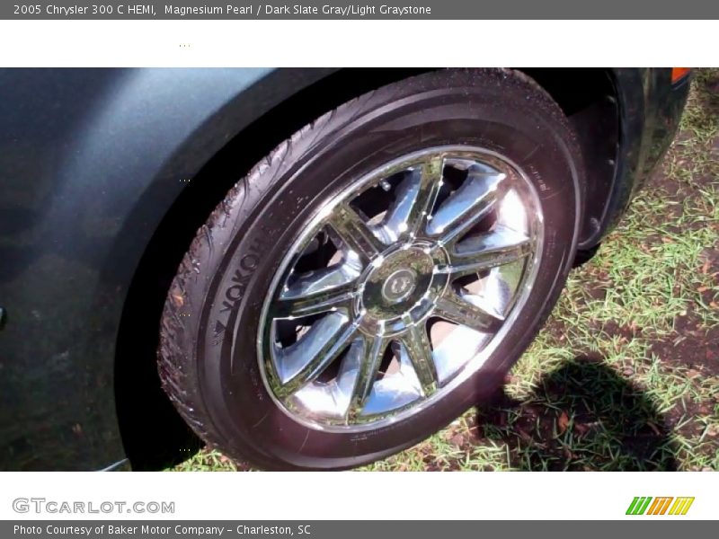 Magnesium Pearl / Dark Slate Gray/Light Graystone 2005 Chrysler 300 C HEMI