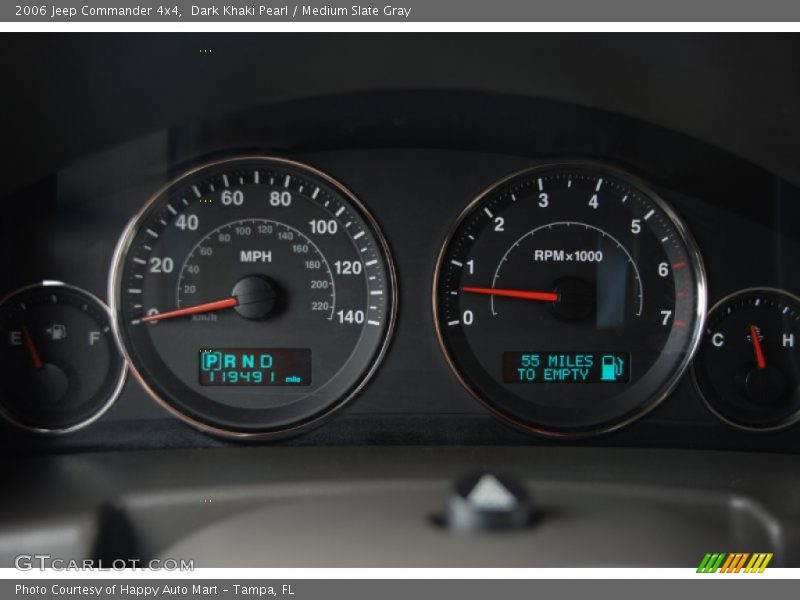 Dark Khaki Pearl / Medium Slate Gray 2006 Jeep Commander 4x4