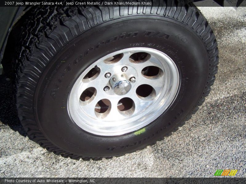 Custom Wheels of 2007 Wrangler Sahara 4x4