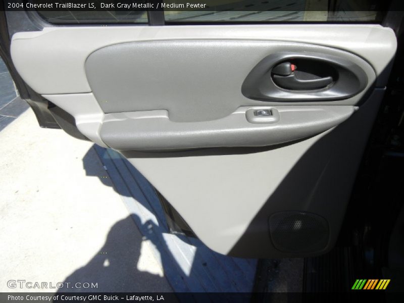 Dark Gray Metallic / Medium Pewter 2004 Chevrolet TrailBlazer LS