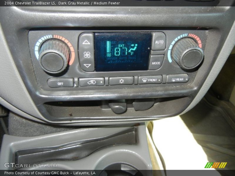 Dark Gray Metallic / Medium Pewter 2004 Chevrolet TrailBlazer LS