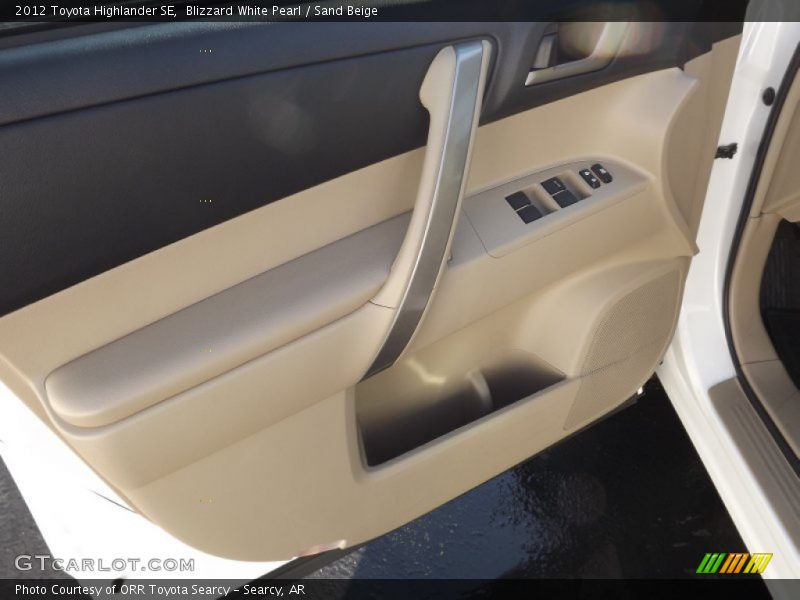 Blizzard White Pearl / Sand Beige 2012 Toyota Highlander SE