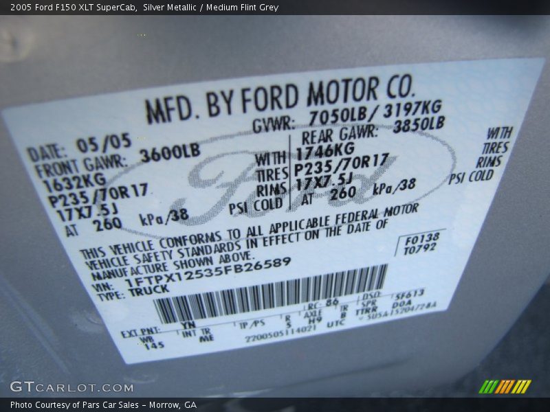 Silver Metallic / Medium Flint Grey 2005 Ford F150 XLT SuperCab