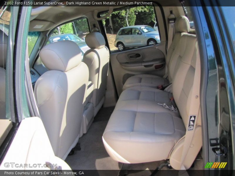 Dark Highland Green Metallic / Medium Parchment 2002 Ford F150 Lariat SuperCrew
