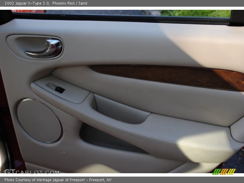 Phoenix Red / Sand 2002 Jaguar X-Type 3.0