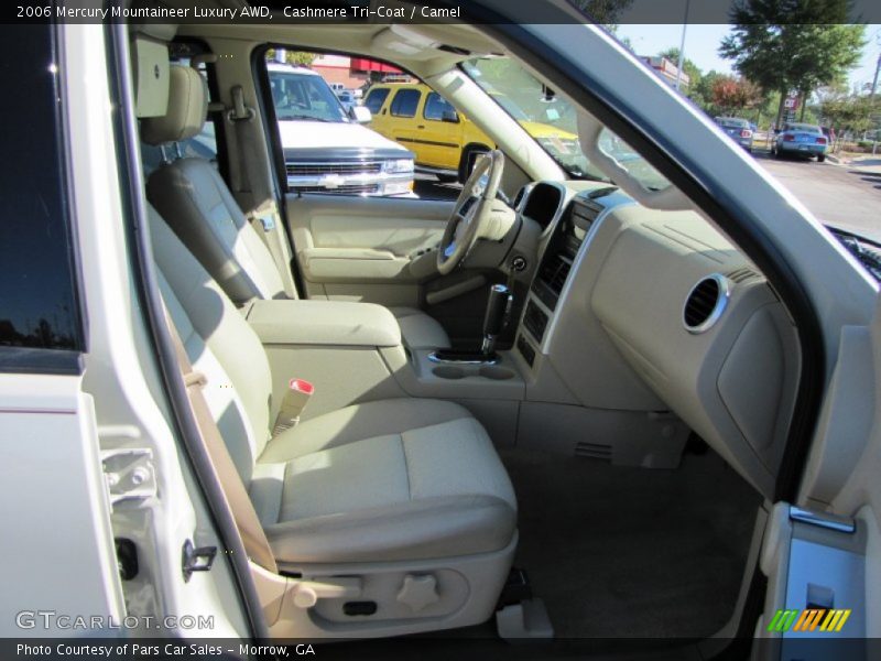 Cashmere Tri-Coat / Camel 2006 Mercury Mountaineer Luxury AWD