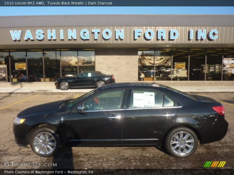 Tuxedo Black Metallic / Dark Charcoal 2010 Lincoln MKZ AWD
