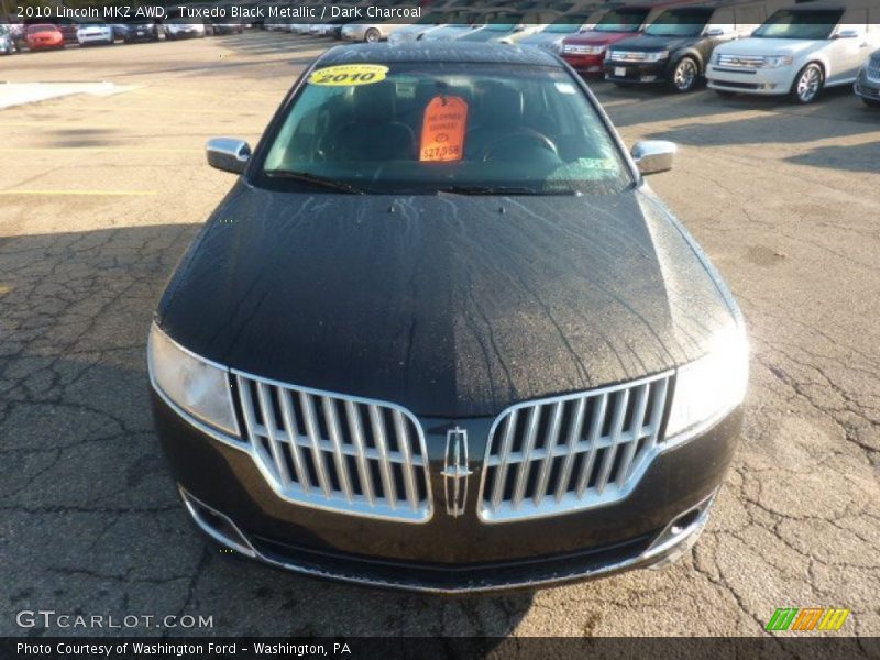 Tuxedo Black Metallic / Dark Charcoal 2010 Lincoln MKZ AWD