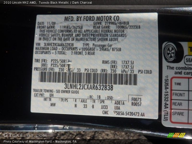 Tuxedo Black Metallic / Dark Charcoal 2010 Lincoln MKZ AWD