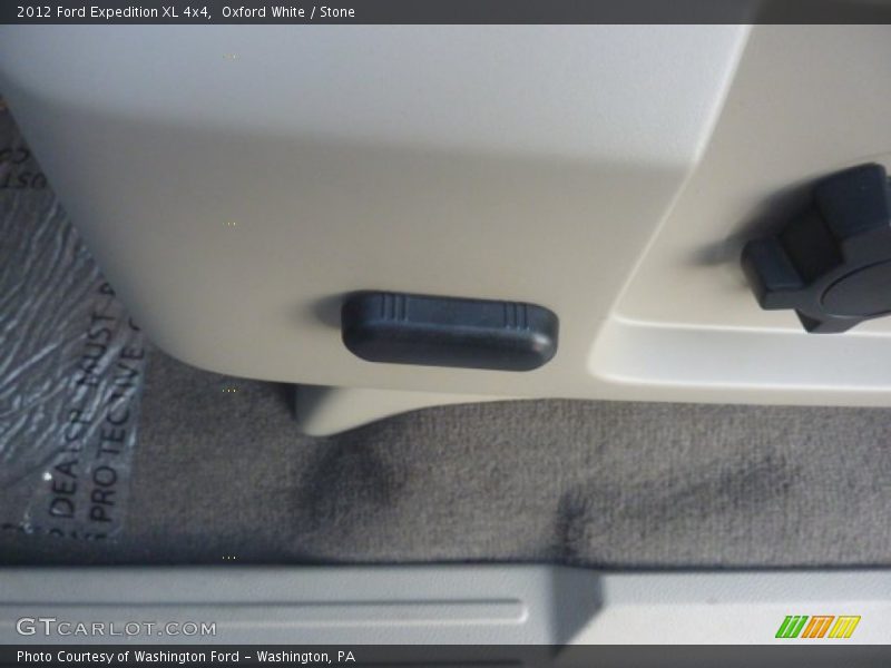 Oxford White / Stone 2012 Ford Expedition XL 4x4