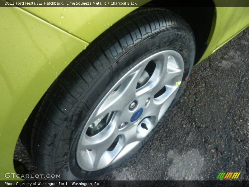 Lime Squeeze Metallic / Charcoal Black 2012 Ford Fiesta SES Hatchback