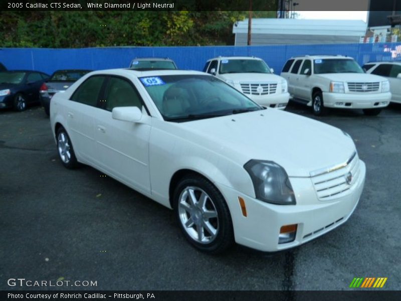 White Diamond / Light Neutral 2005 Cadillac CTS Sedan