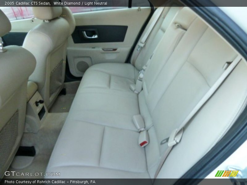 White Diamond / Light Neutral 2005 Cadillac CTS Sedan