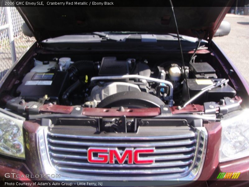 Cranberry Red Metallic / Ebony Black 2006 GMC Envoy SLE