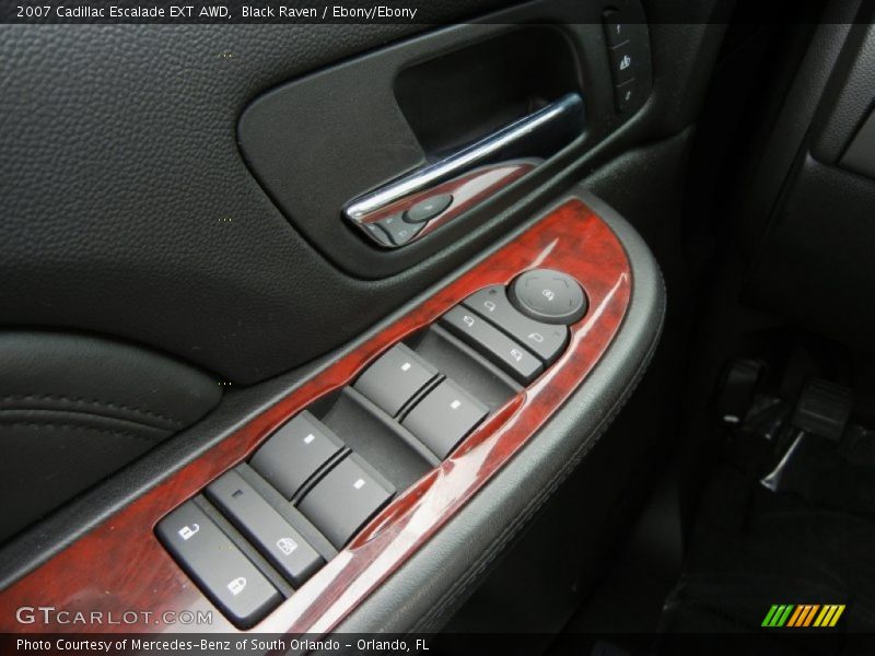 Black Raven / Ebony/Ebony 2007 Cadillac Escalade EXT AWD