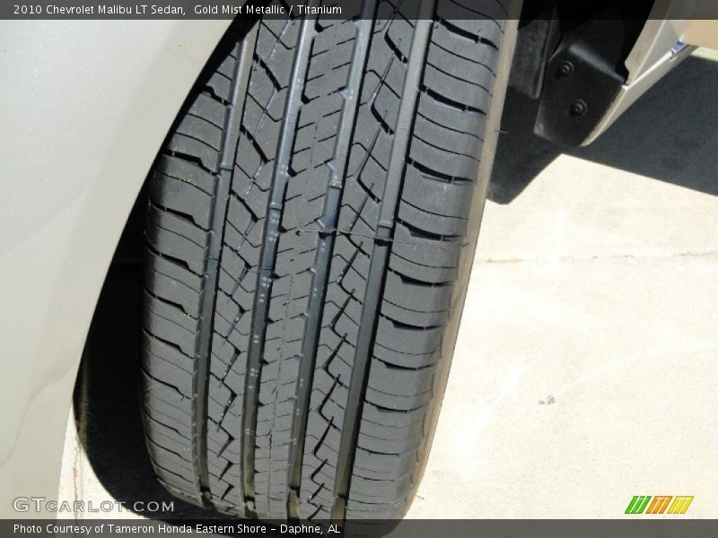 Gold Mist Metallic / Titanium 2010 Chevrolet Malibu LT Sedan
