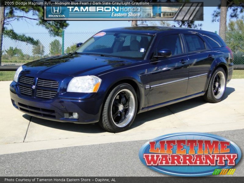 Midnight Blue Pearl / Dark Slate Gray/Light Graystone 2005 Dodge Magnum R/T