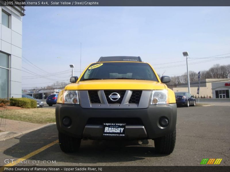 Solar Yellow / Steel/Graphite 2005 Nissan Xterra S 4x4