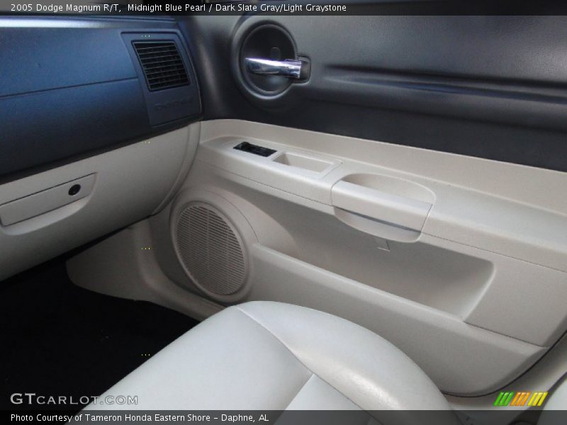 Midnight Blue Pearl / Dark Slate Gray/Light Graystone 2005 Dodge Magnum R/T