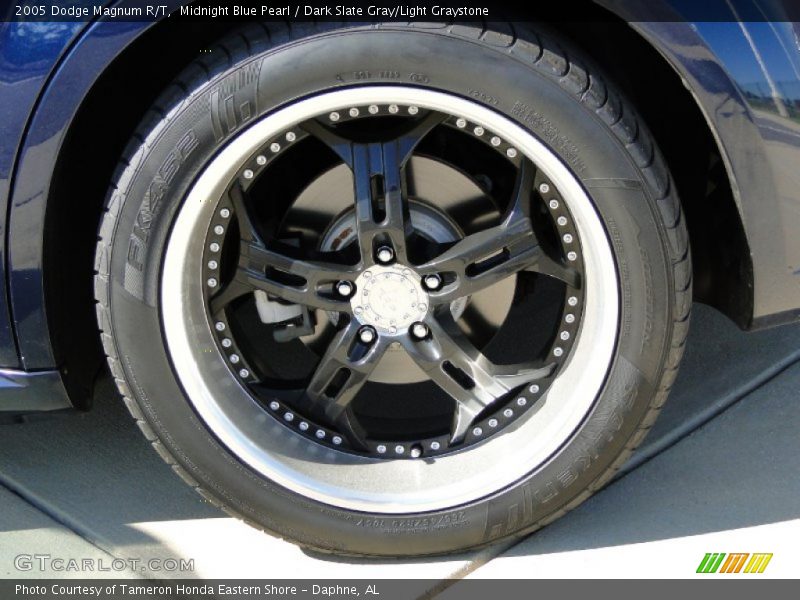 Midnight Blue Pearl / Dark Slate Gray/Light Graystone 2005 Dodge Magnum R/T