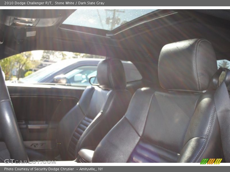 Stone White / Dark Slate Gray 2010 Dodge Challenger R/T