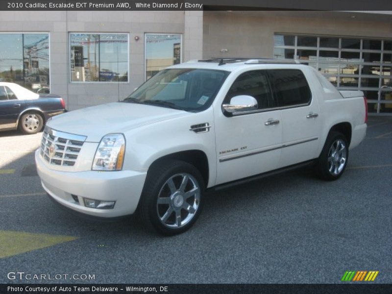 White Diamond / Ebony 2010 Cadillac Escalade EXT Premium AWD