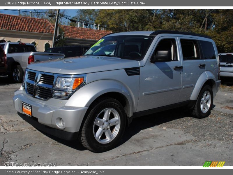 Bright Silver Metallic / Dark Slate Gray/Light Slate Gray 2009 Dodge Nitro SLT 4x4