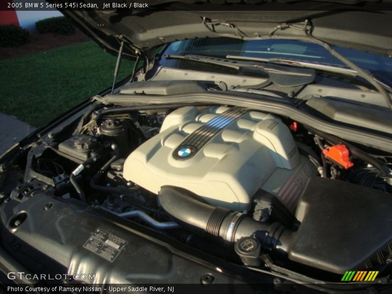 Jet Black / Black 2005 BMW 5 Series 545i Sedan